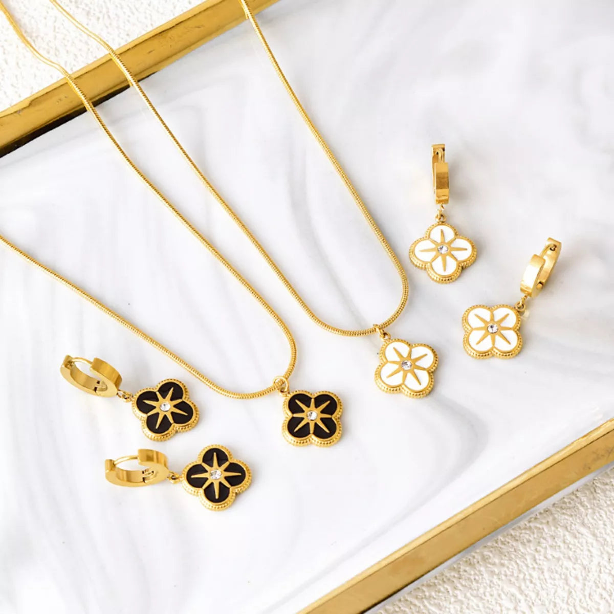 Four-Leaf Clover Pendant Necklace and Earrings Jewelry Set