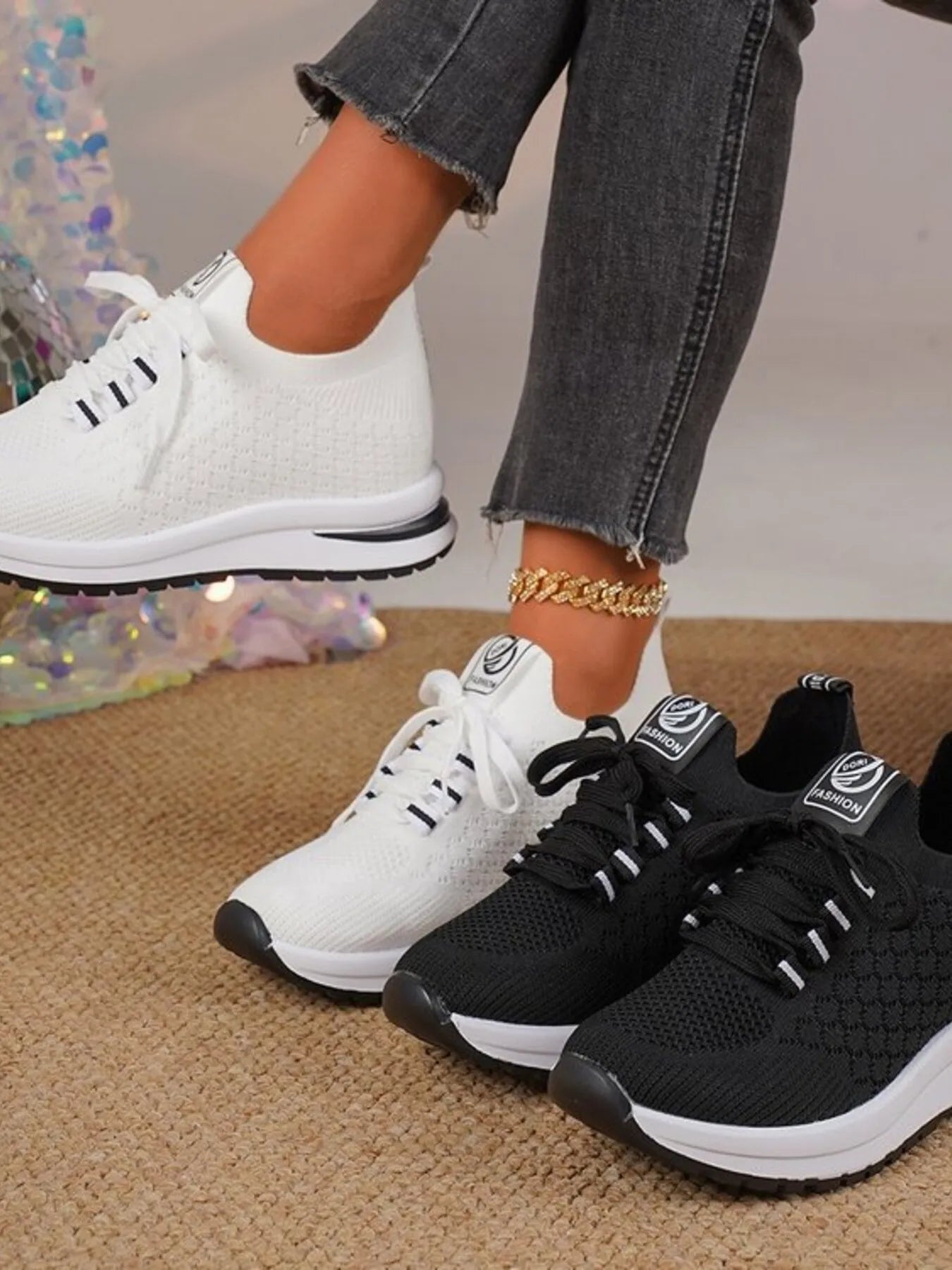 Breathable Mesh Lace Up Sneakers