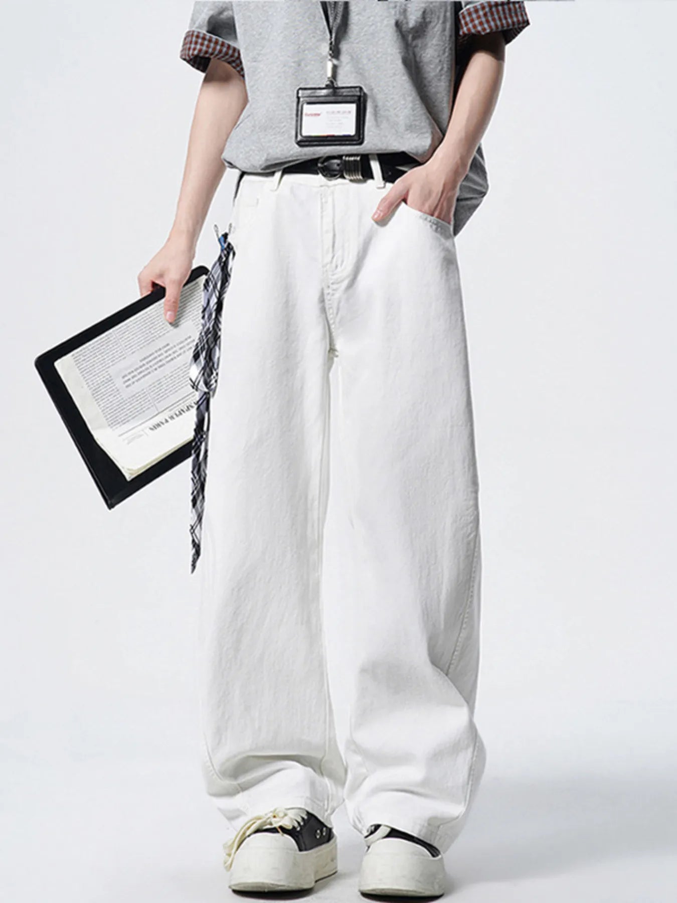 Men's Wide Leg Jeans