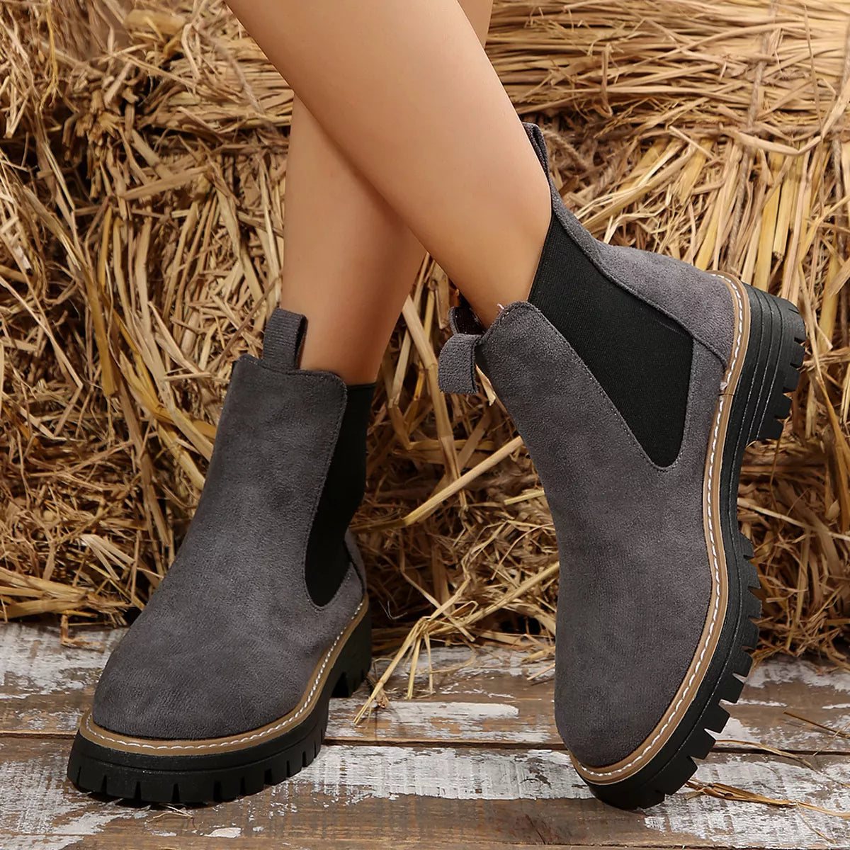 Round Toe Platform Boots