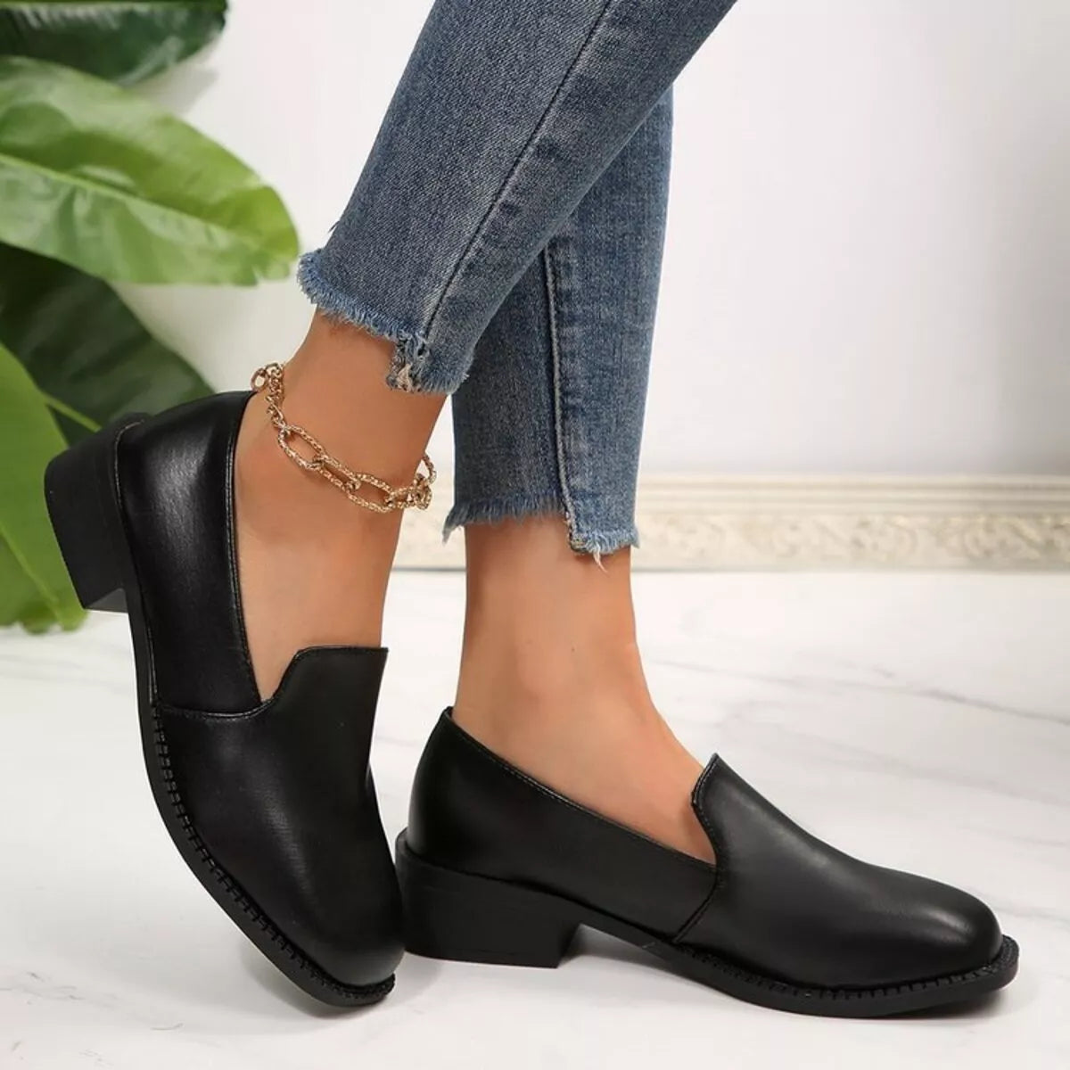Round Toe Block Heels Loafers