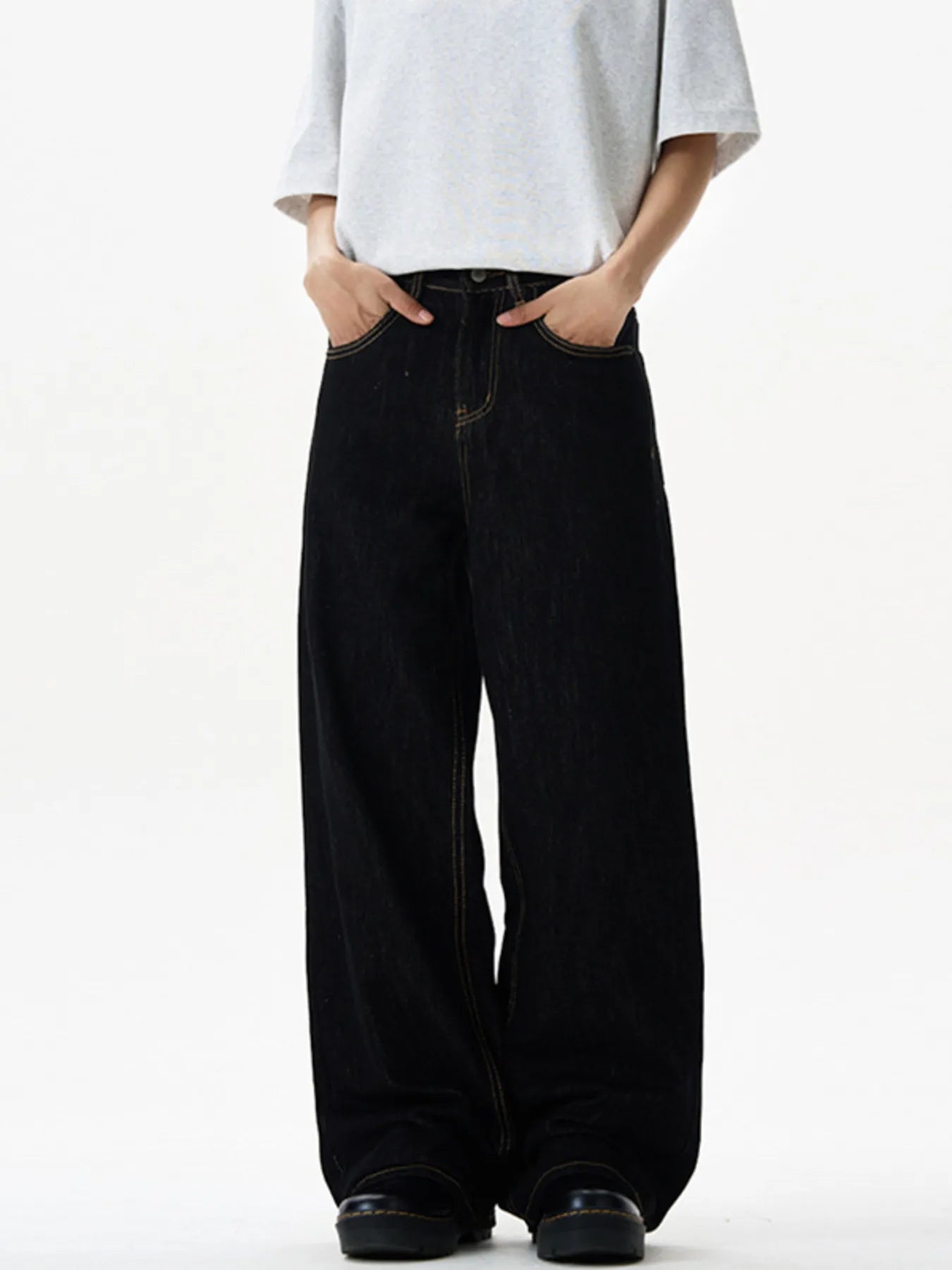 Men's Wide Leg Jeans