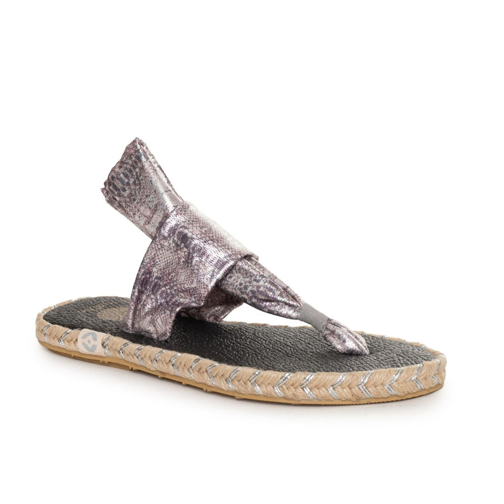 - Grande magazzino online abbigliamento e accessori  vedor 15739642806621vedor