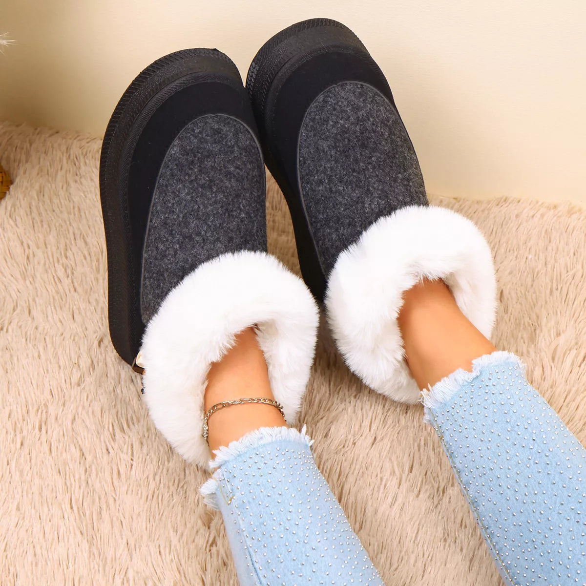 Round Toe Platform Boots