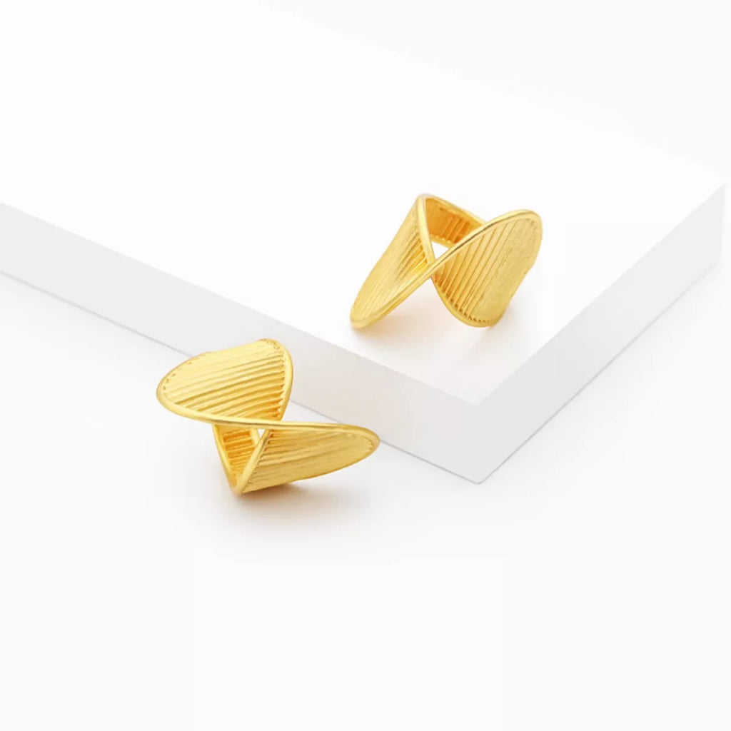 f4b851cd-fa1a-4b02-8646-69902699944e-Max-Origin