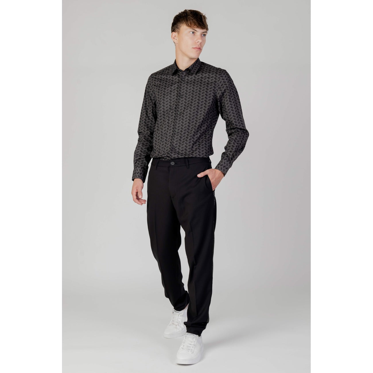 - Grande magazzino online abbigliamento e accessori  vedor 15790439072093vedor