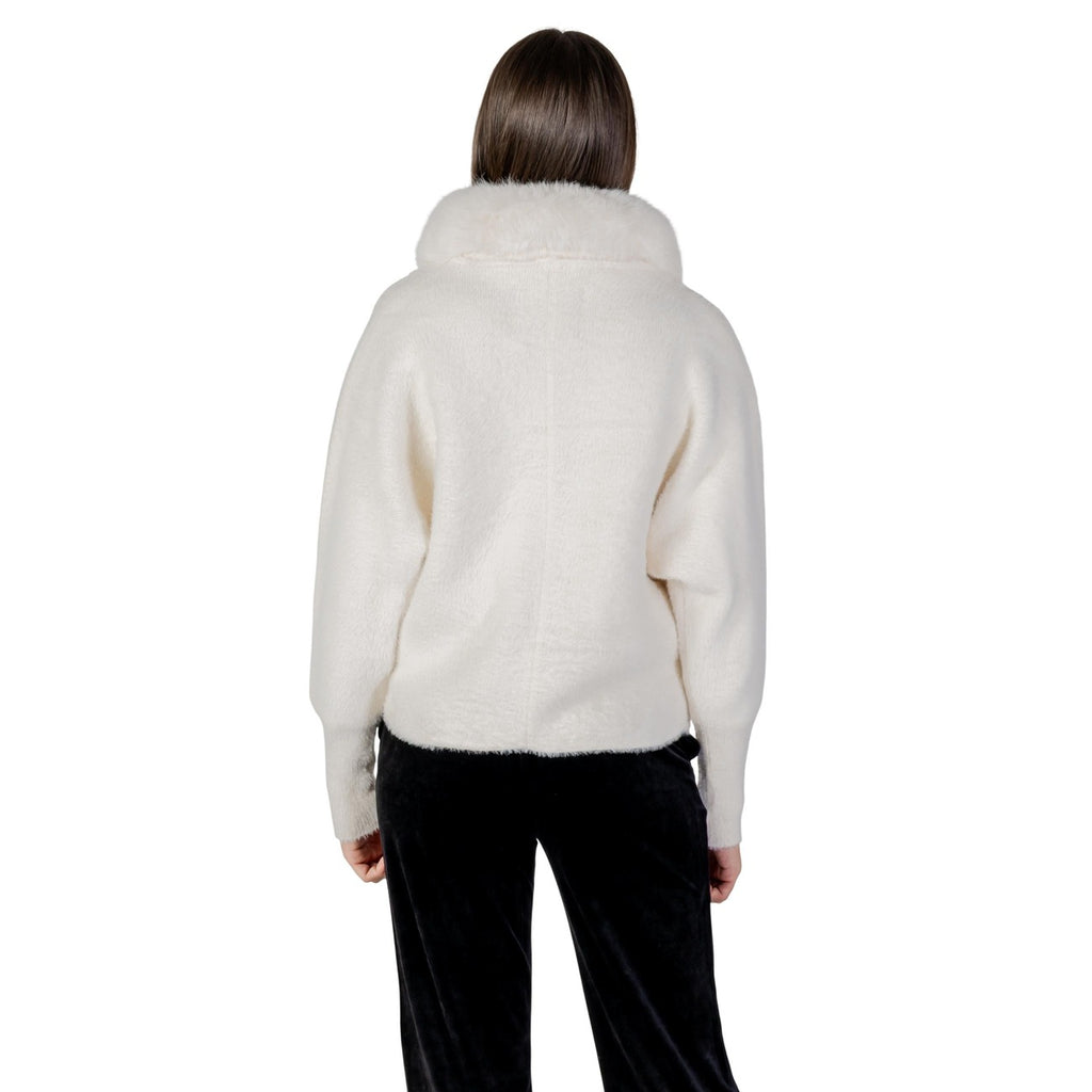 - Grande magazzino online abbigliamento e accessori  vedor 15790470529373vedor